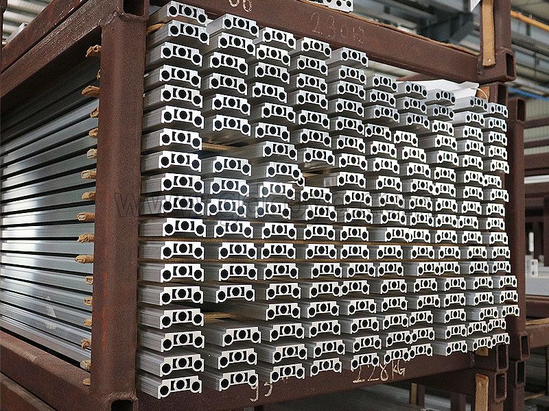 Manifold Aluminum Profiles